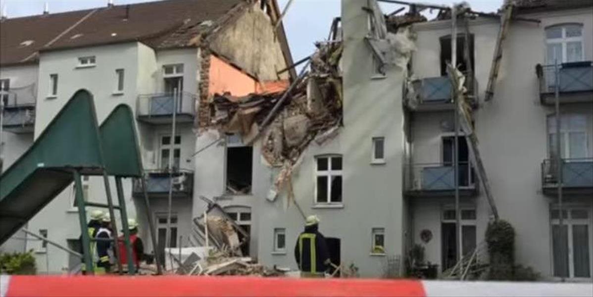 VIDEO V Nemecku vybuchla obytná bytovka, jedna osoba je stále nezvestná