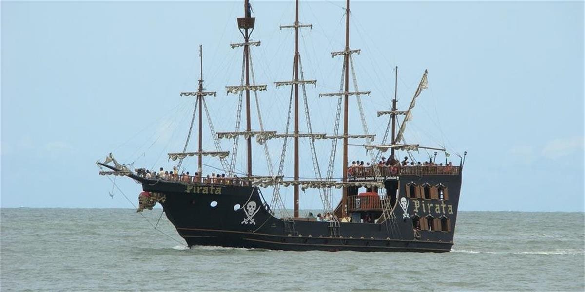 Pri pobreží Somáska piráti uniesli indickú obchodnú loď