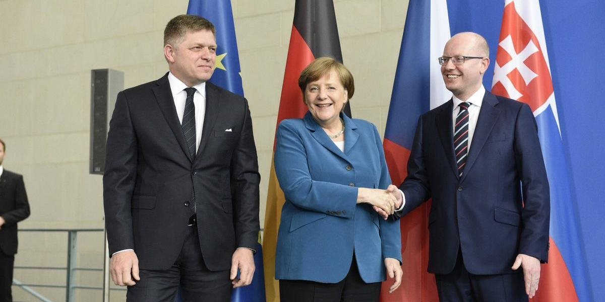 Fico: Vyšehradská štvorka nie je pre Slovensko alternatívou k Európskej únii
