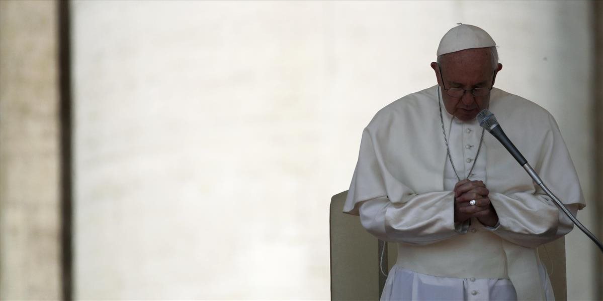 Pápež František odsúdil chemický útok v Sýrii ako neprijateľný masaker