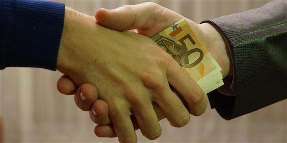 Vyše 80 % slovenských podnikateľov považuje korupciu za veľmi rozšírenú
