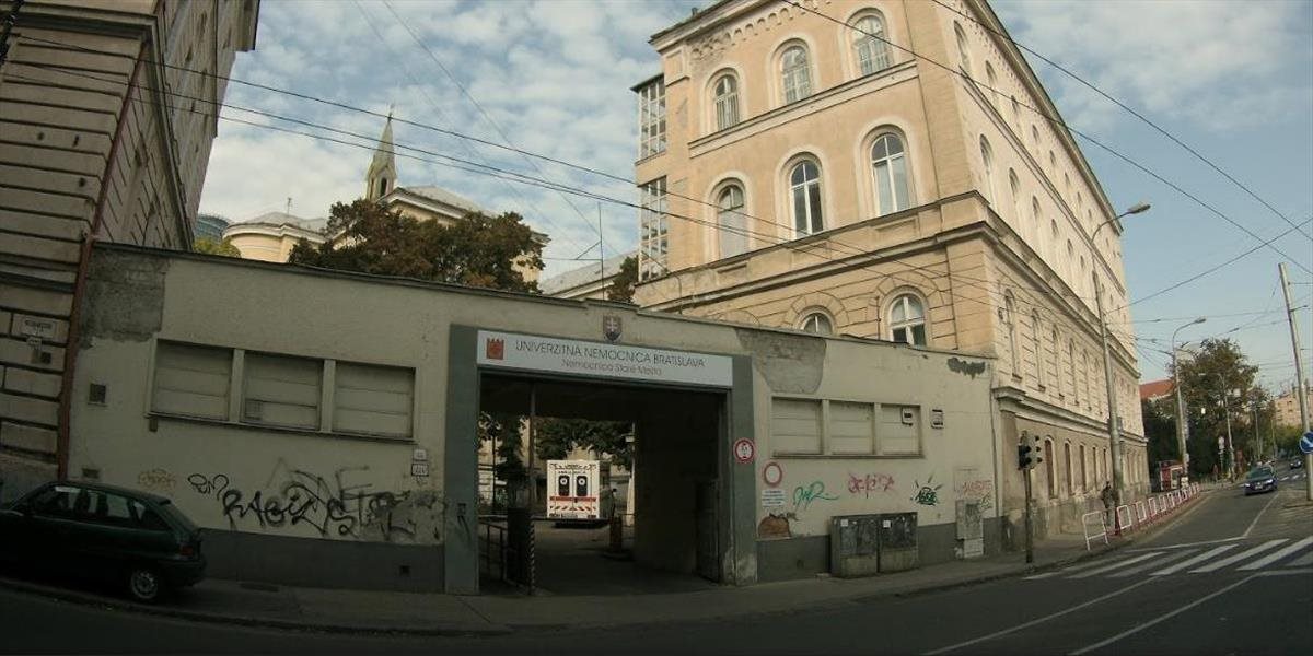 Univerzitná nemocnica Bratislava by sa mala opäť rozdeliť