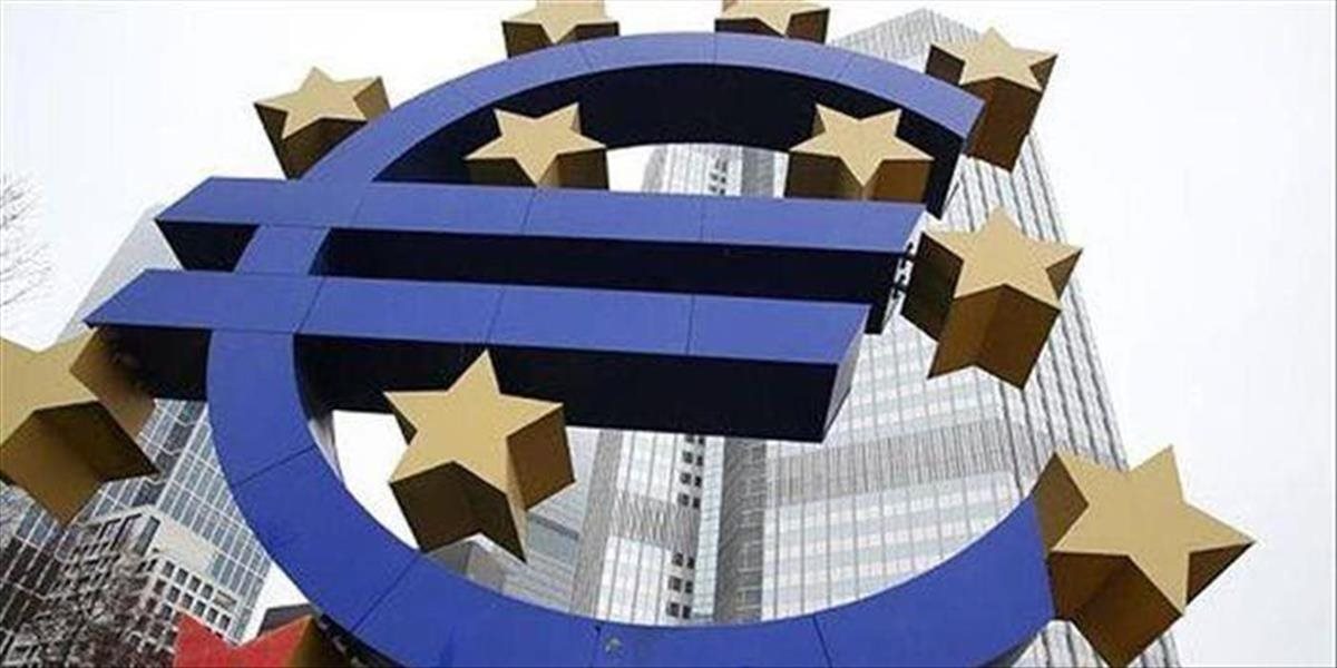 Prebytok platobnej bilancie eurozóny vlani vzrástol na 359,4 miliardy eur