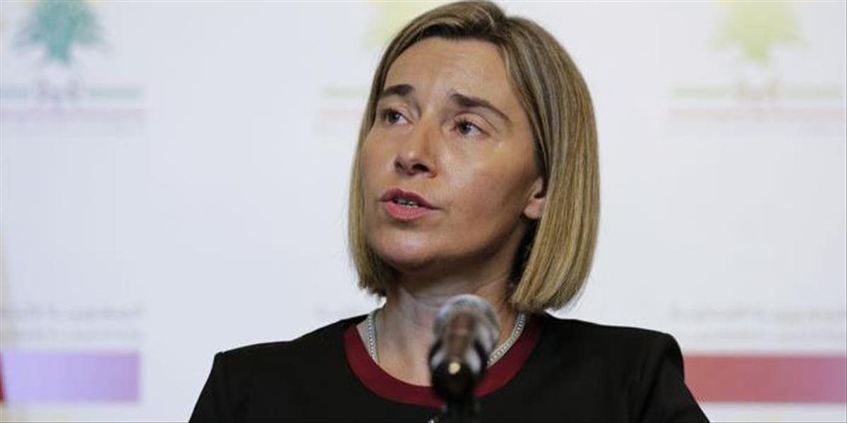 Mogheriniová: EÚ podporuje vyšetrovanie použitia chemických zbraní v Sýrii