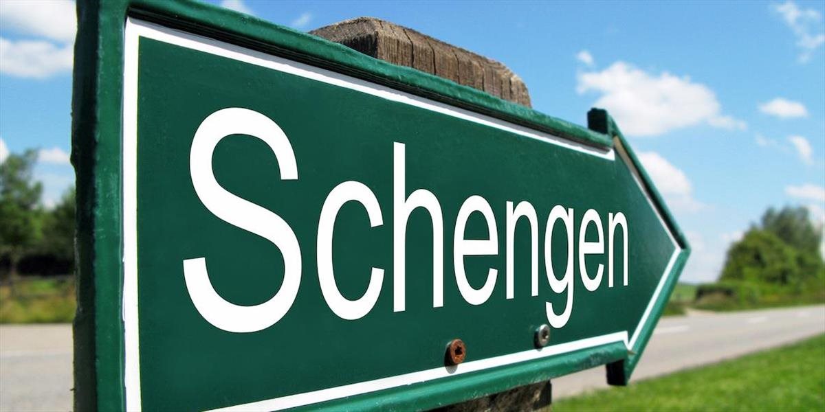 Taliansko dočasne zavedie kontroly aj na vnútorných schengenských hraniciach