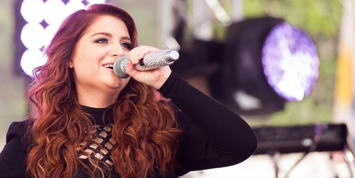 Speváčka Meghan Trainor podstúpila druhú operáciu hlasiviek