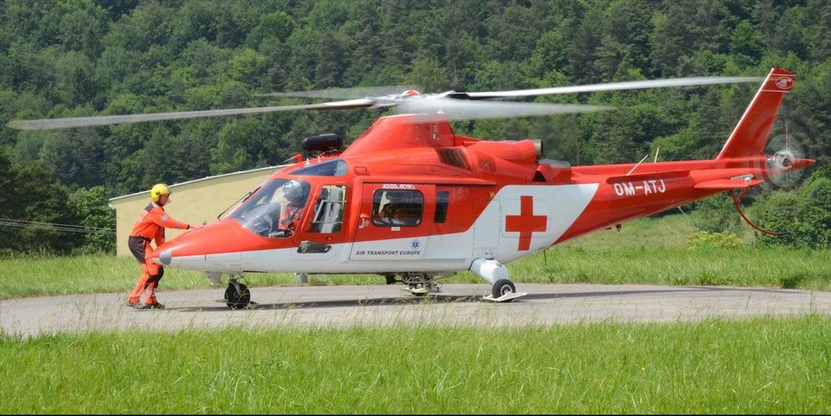 Vrtuľníky leteli na pomoc zraneným v ťažko dostupných terénoch