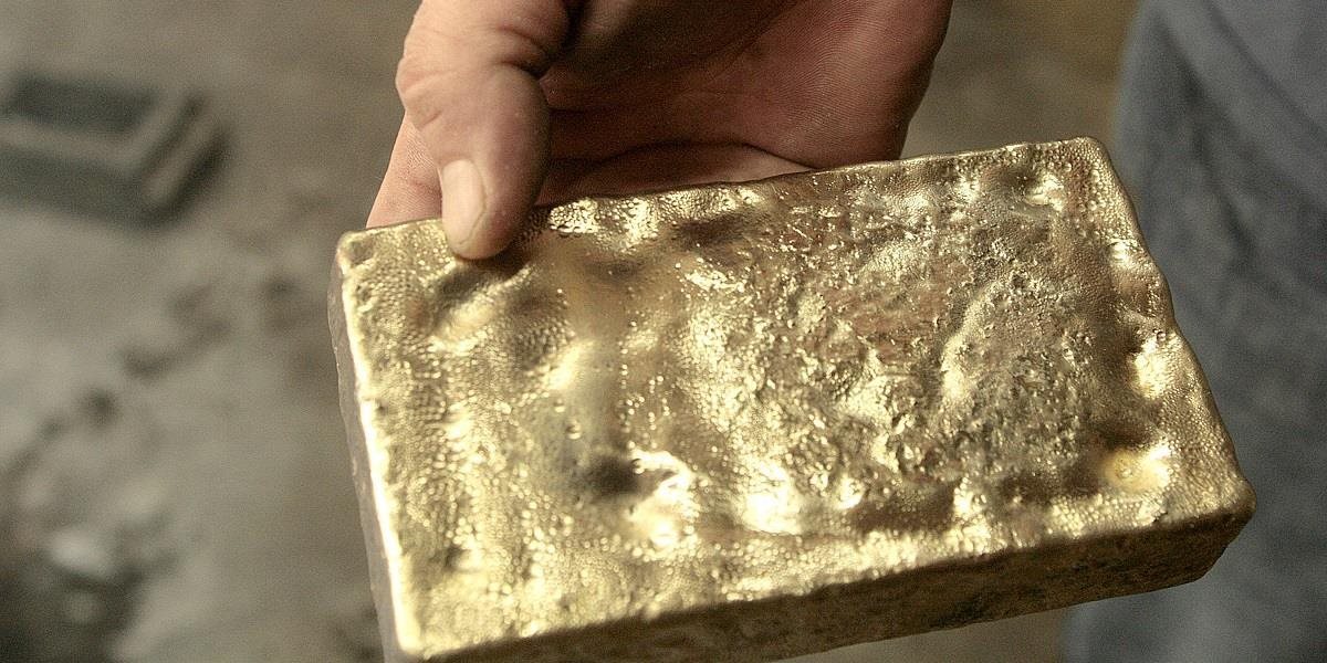 Neznámy páchateľ odcudzil tucet zlatých tehličiek za viac ako stotisíc eur