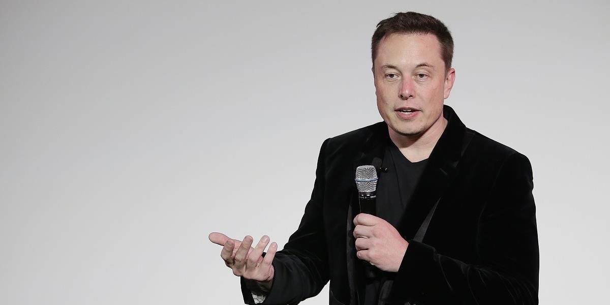 Elon Musk predstaví v septembri prvý model elektrického nákladiaka