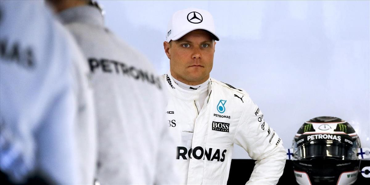 F1: Double Mercedesu v kvalifikácii v Bahrajne, Bottas získal prvú pole position