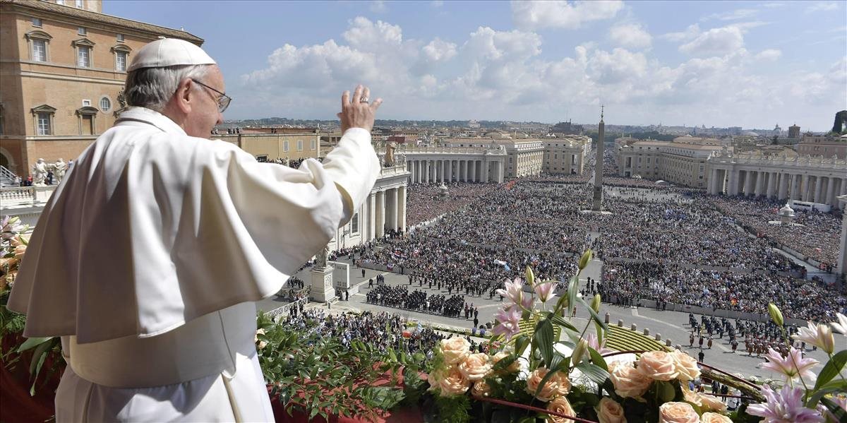 Pápež odsúdil útok v Sýrii, vyzval na mier aj v ďalších krajinách