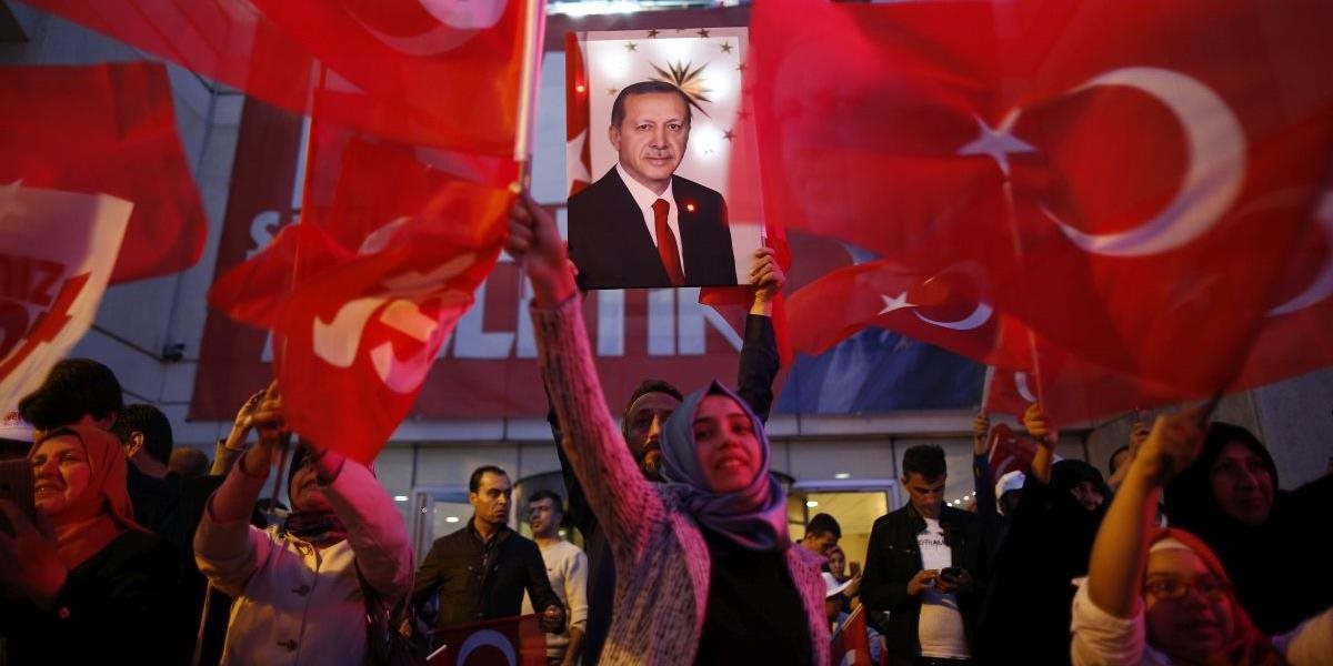 Referendum v Turecku nebolo v súlade s medzinárodnými štandardmi