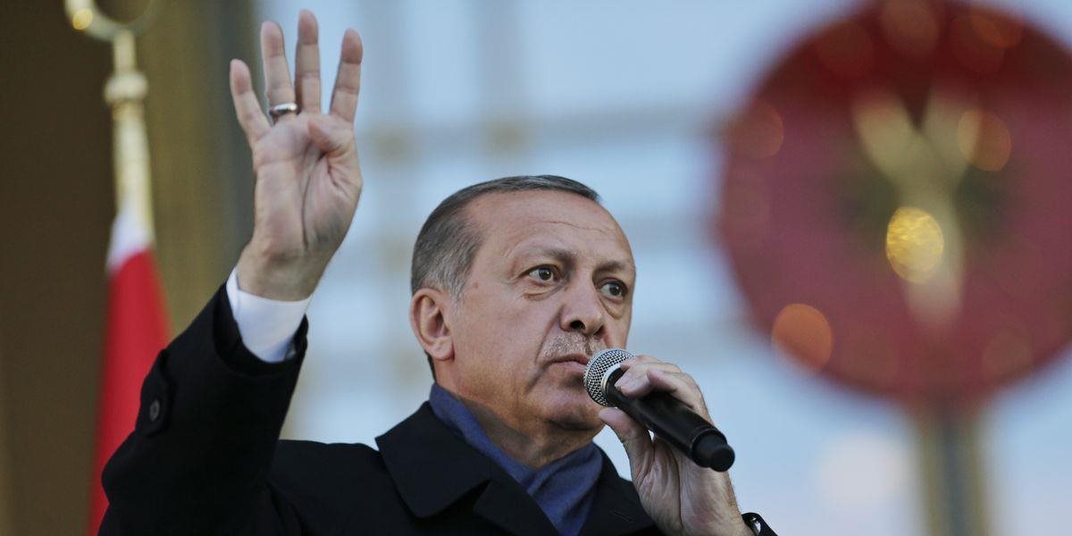 Turecko si zatvára dvere pred EÚ. Líder demokratov a liberálov žiada zastavenie prístupových rokovaní