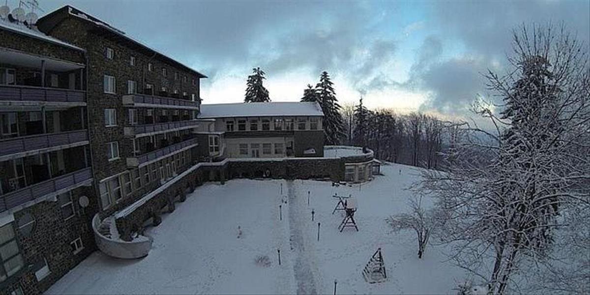 V maďarskom grandhoteli Galya uväznil sneh 200 hostí a personál