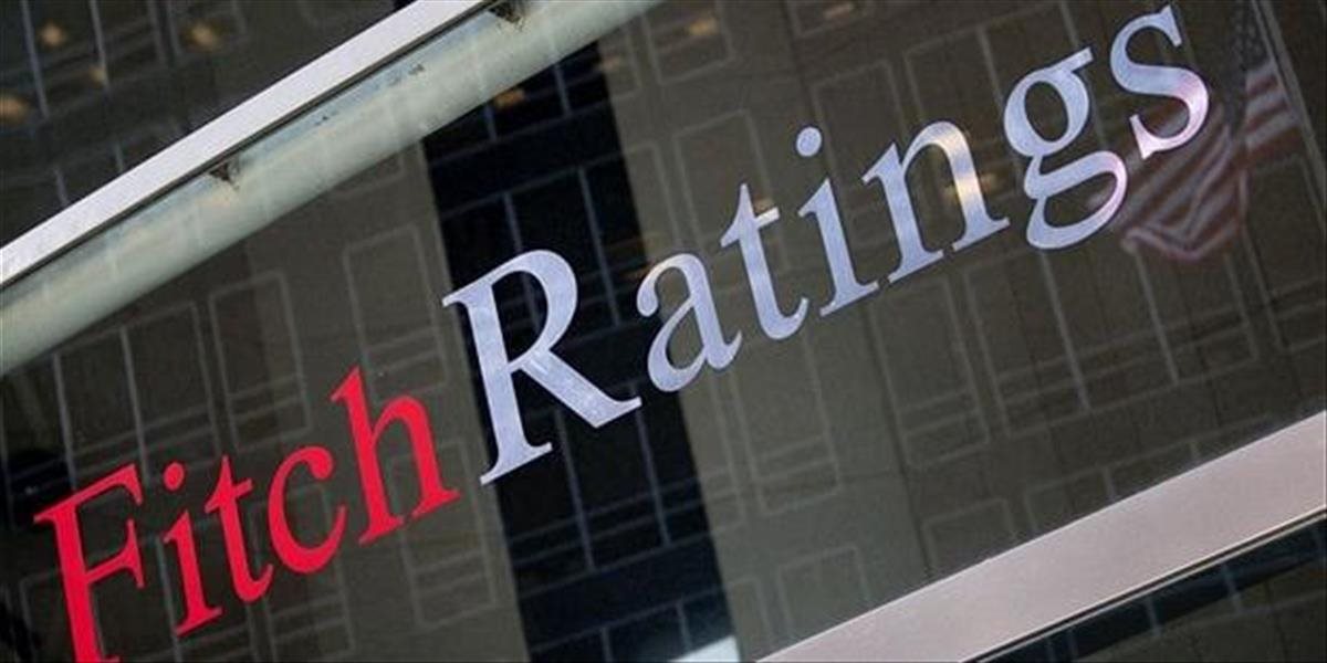 Agentúra Fitch znížila rating Talianska bližšie k špekulatívnemu pásmu