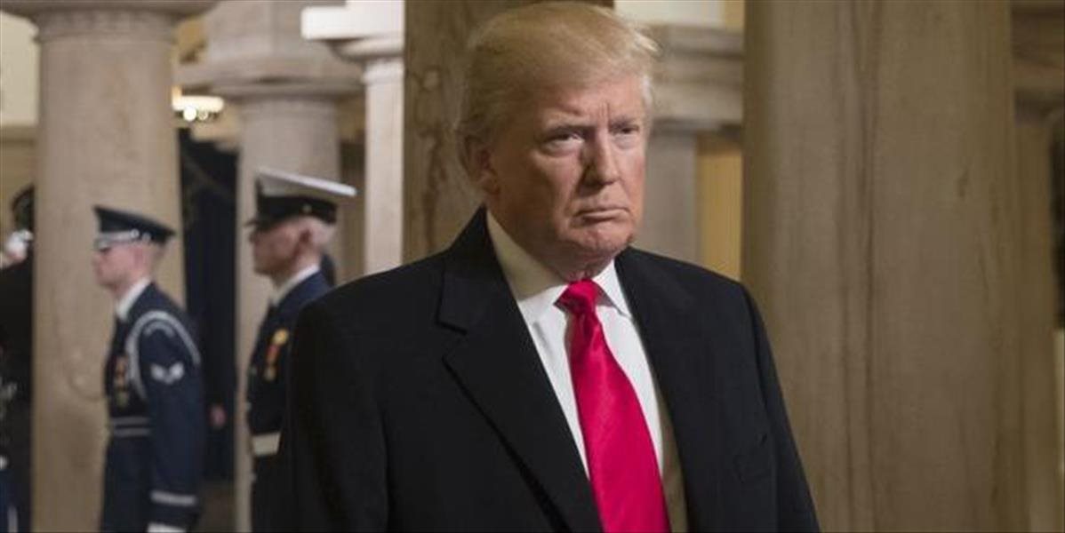 Trump sa cíti v Bielom dome osamelo a neznáša medziľudské konflikty