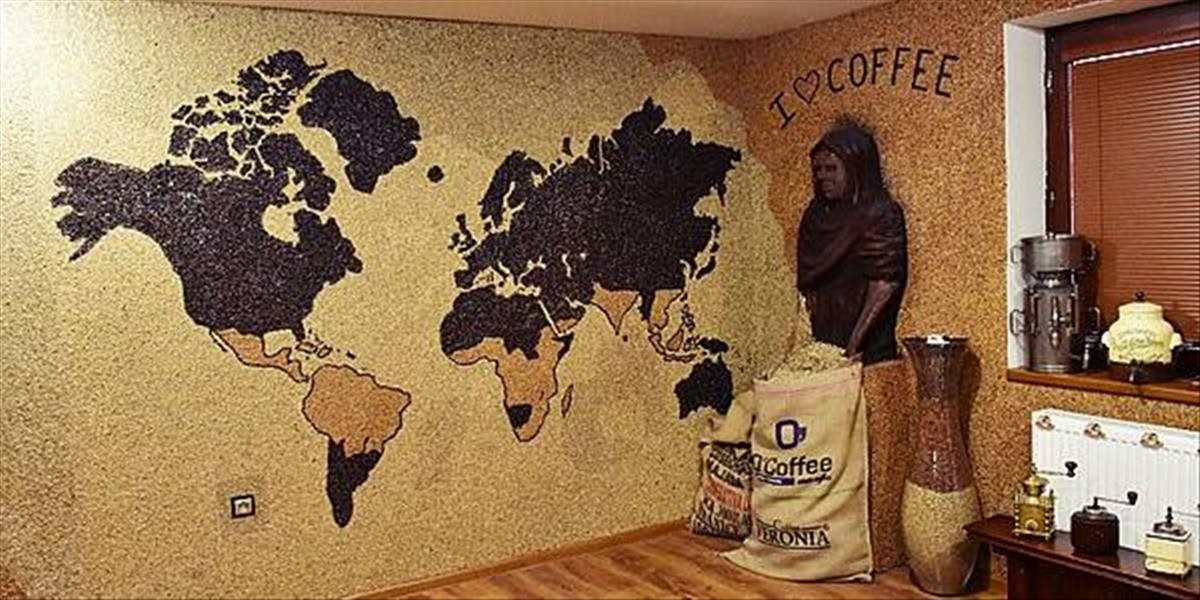 Mozaika zo štyroch miliónov kávových zŕn v slovenskéj obci Krušetnica je svetovým unikátom