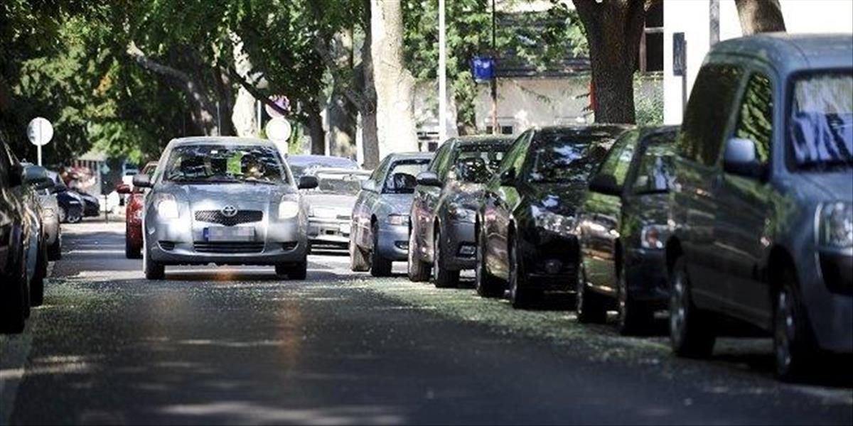 KONEČNE! Mestský poslanci budú dva dni rokovať o parkovacej politike v Bratislave