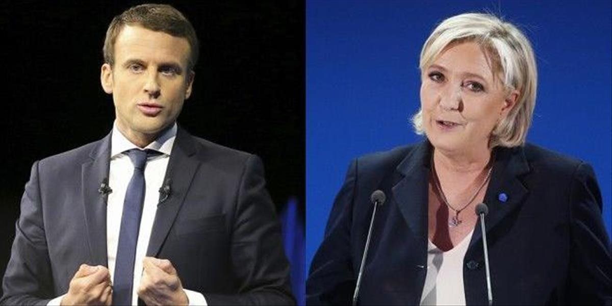 Macrona v továrni štrajkujúci zamestnanci vypískali, má v tom prsty Le Penová