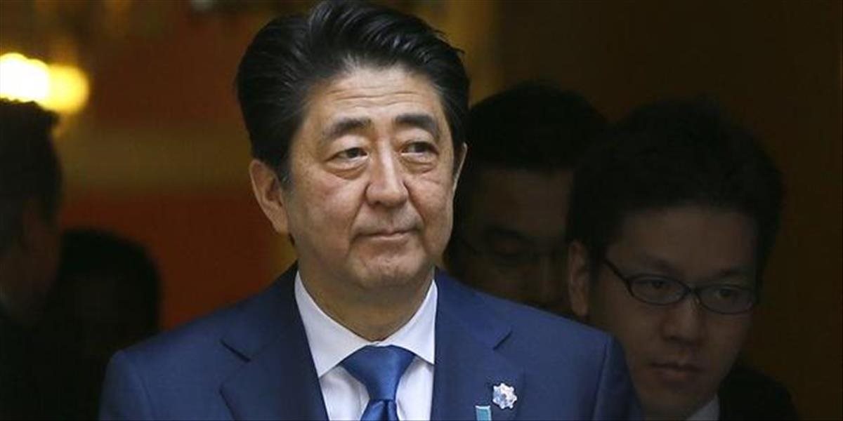 Japonský premiér chce Putinovi navrhnúť uzavretie mierovej dohody