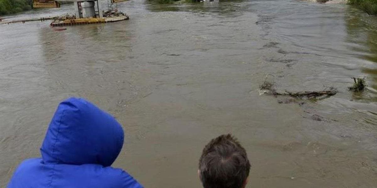 Hladiny slovenských riek stúpajú, tretí stupeň povodňovej aktivity vyhlásilo už 11 obcí