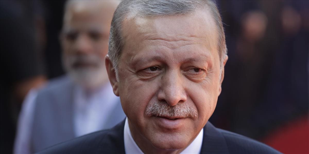 Američania sa snažia zastrašiť Turkov, do krajiny vyslali transportéry