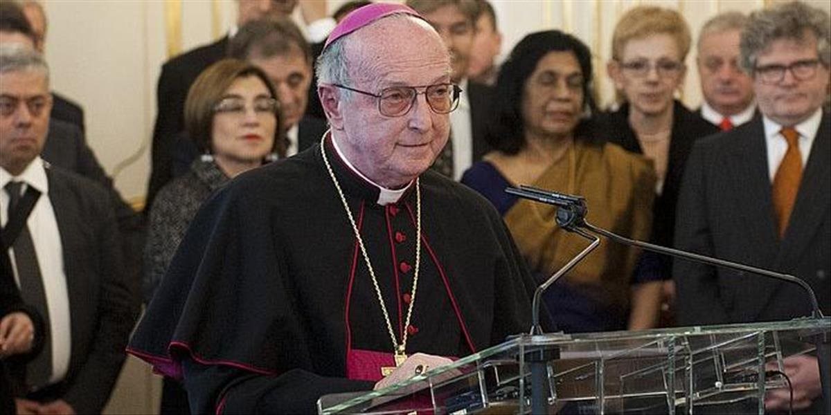 Apoštolský nuncius Mario Giordana sa lúčil s biskupmi a veriacimi