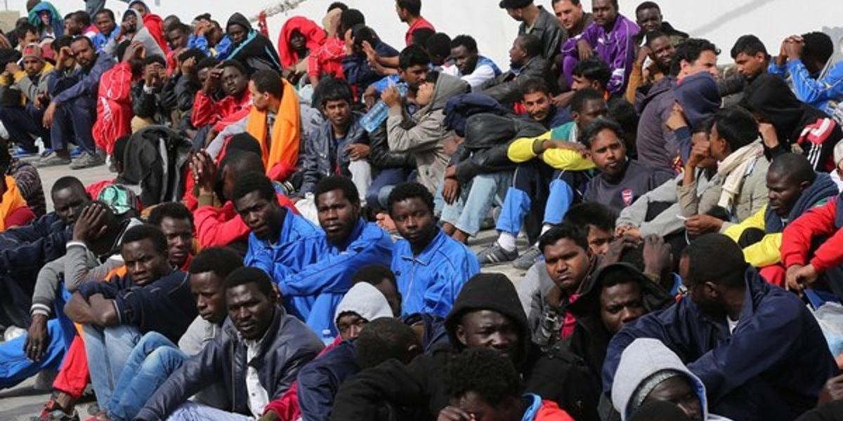 Talianska prokuratúra nezistila žiadne napojenie medzi pašerákmi migrantov a charitami