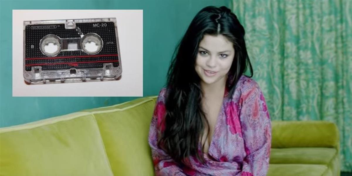 Staré nosiče ožívajú: Selena Gomez vydá album Revival nanovo na kazete
