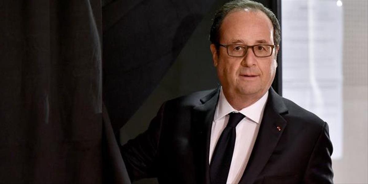 Hollande bude mať po odchode z Elyzejského paláca plné výhody len päť rokov