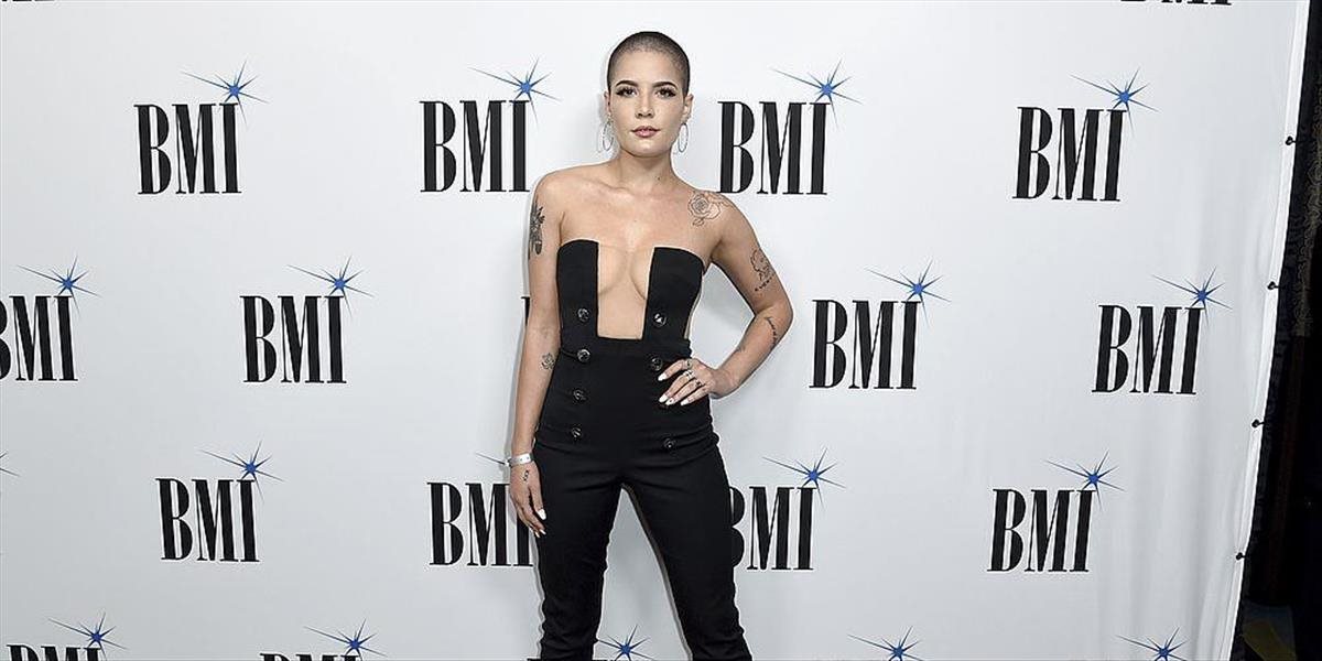 Na Billboard Music Awards vystúpia aj The Chainsmokers, Halsey a Sam Hunt
