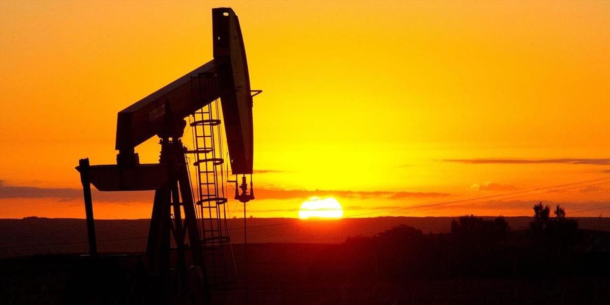Ceny ropy klesli, cena Brentu sa však stále drží nad 50 USD/barel