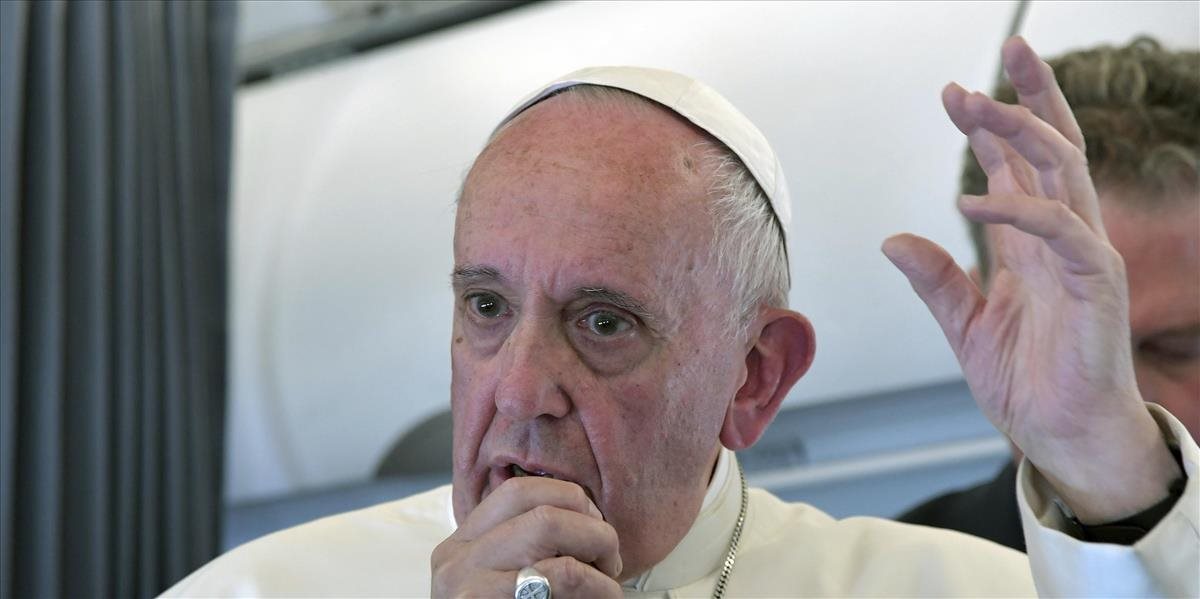 Pápež nechce Trumpa presviedčať o svojich názoroch, ale hľadať spoločné záujmy