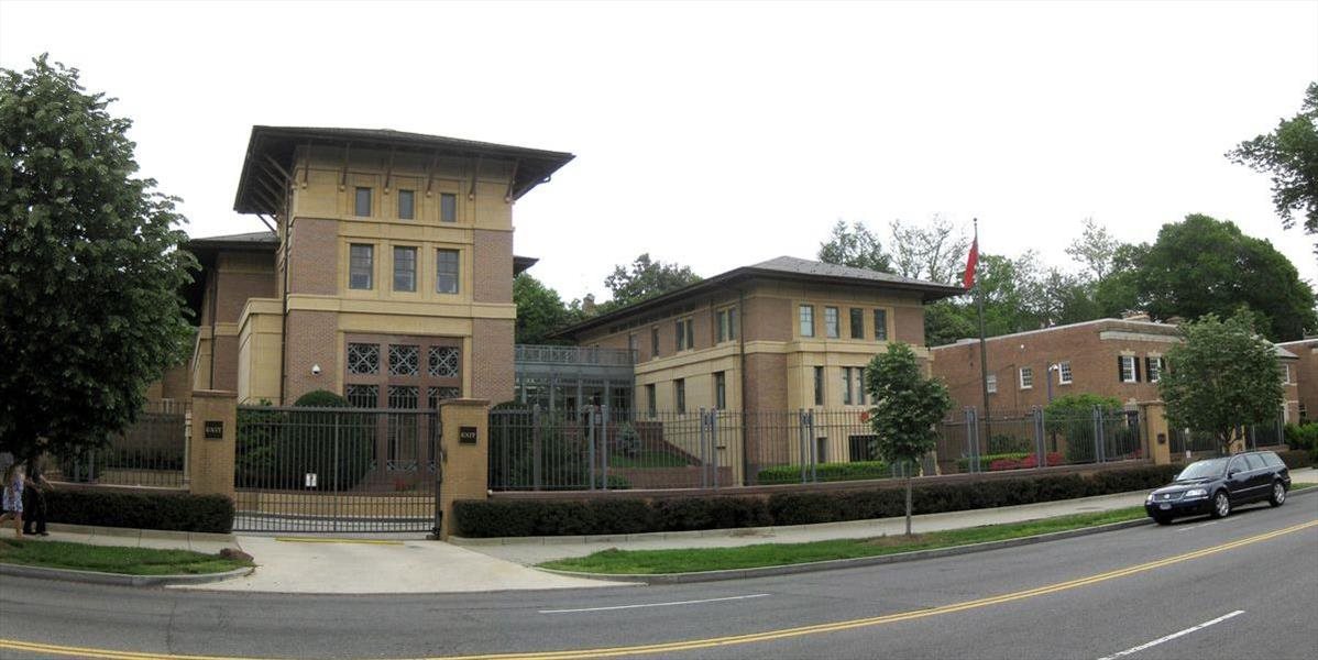 V americkej rezidencii tureckého veľvyslanca sa strhla bitka pri ktorej sa zranilo deväť ľudí
