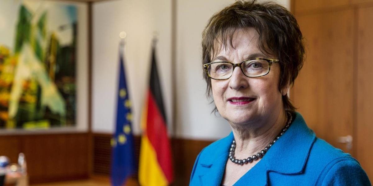 Poradcovia nemeckej vlády požadujú prechodnú dohodu medzi EÚ a Britániou
