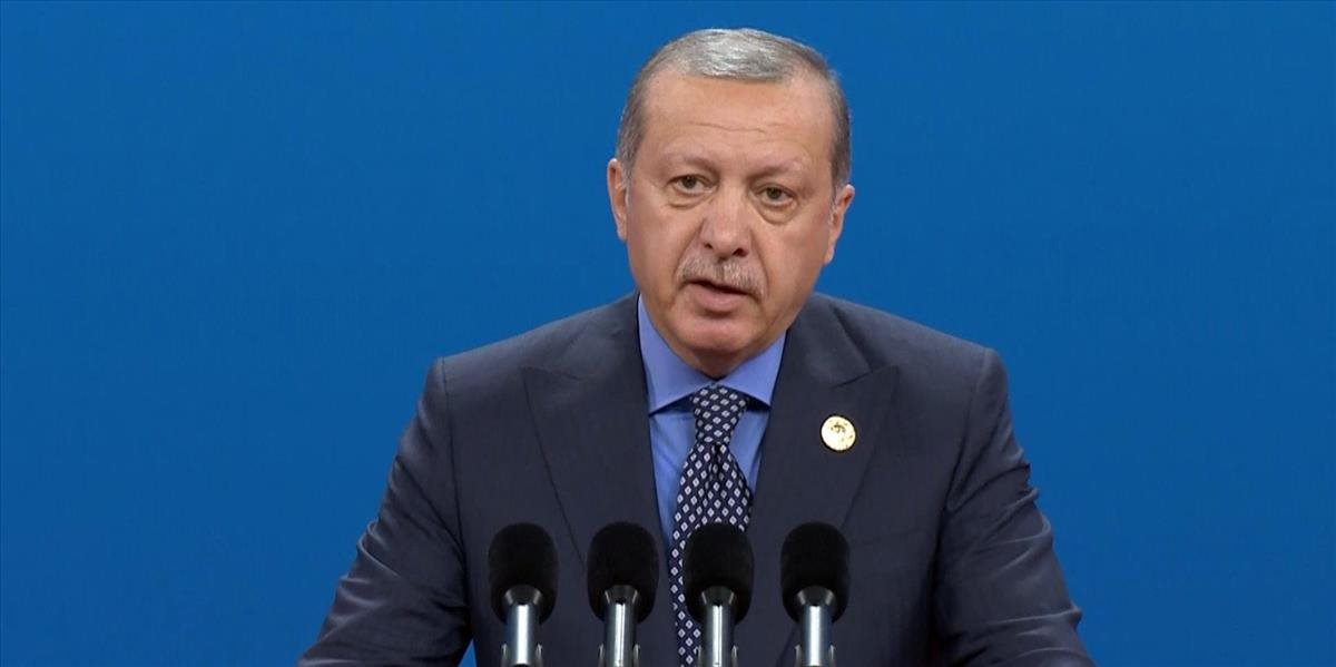 Erdogan: Výnimočný stav zostane v Turecku dovtedy, kým nebude pokoj