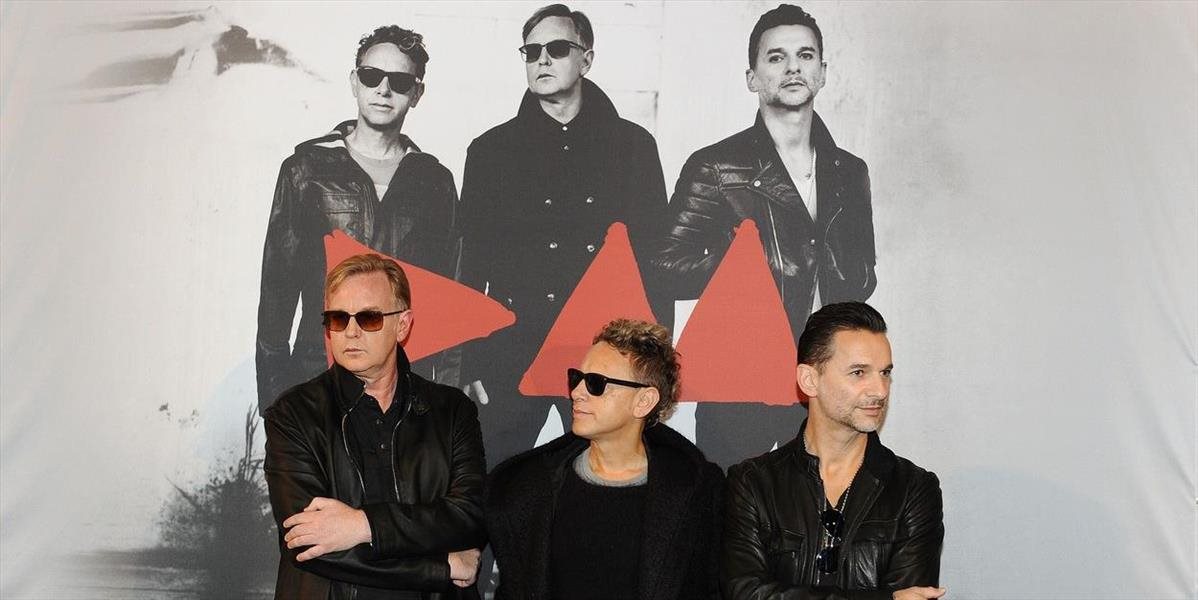 FOTO VNÚTRI Petržalská reštaurácia zažila šok! Pivo si tam prišla dať legendárna kapela Depeche Mode