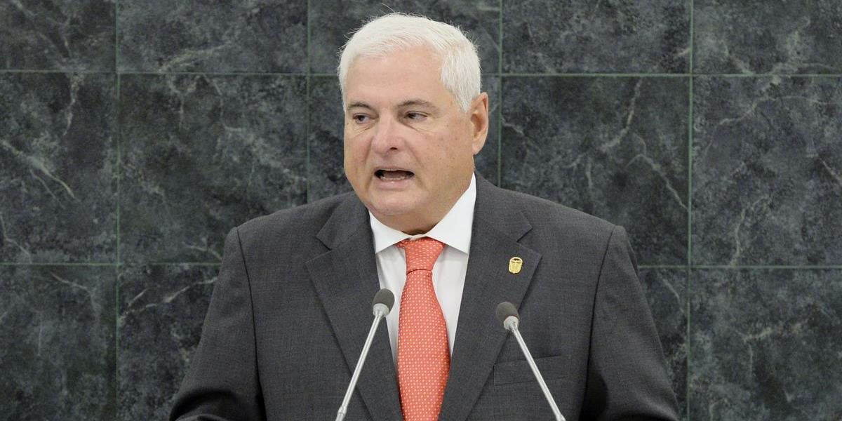 Po exprezidentovi Panamy Martinellim vyhlásil Interpol celosvetové pátranie, čelí obvineniam zo sprenevery, odpočúvania a zneužitia funkcie