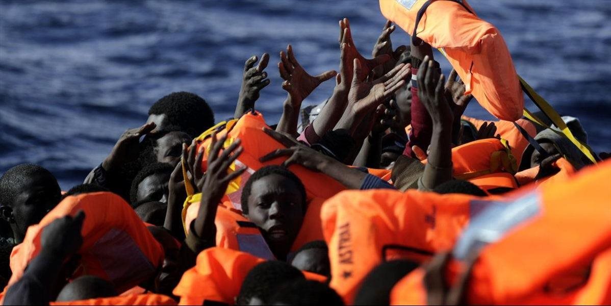 Talianska pobrežná stráž zachránila ďalšiu tisícku utečencov smerujúcich do Európy