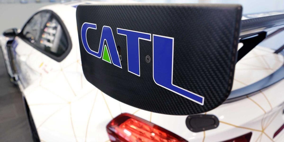Čínsky výrobca batérií do elektroáut CATL uvažuje o stavbe svojho závodu v Česku