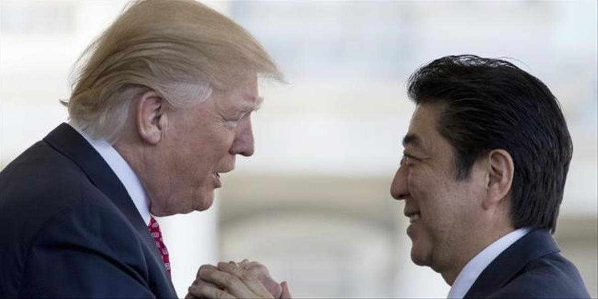 Abe na stretnutí s Trumpom na summite G7: Hanba, že si tu nemôžeme zahrať golf