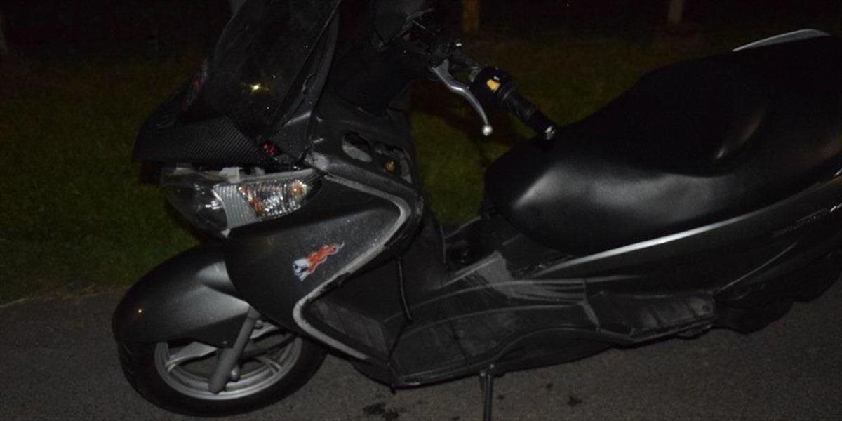 Nehoda motocykla si vyžiadala život spolujazdkyne, motorkára obvinili
