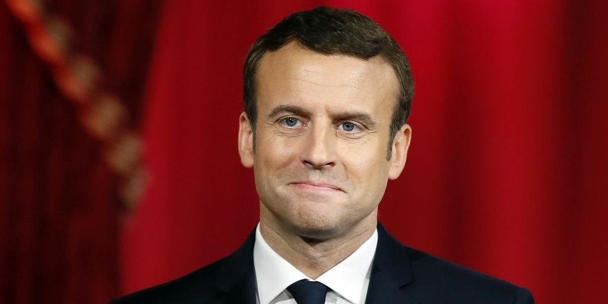 Macron bude s Putinom hovoriť priamo, spornou témou je Sýria a Ukrajina
