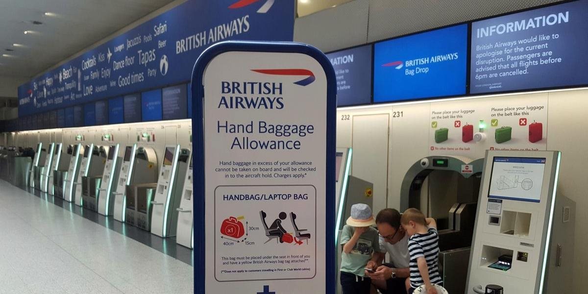 Aerolinke British Airways sa po sobotňajšom výpadku celého systému podarilo obnoviť už väčšinu letov