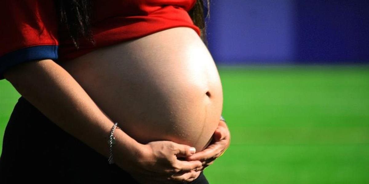 Budúce mamičky pozor: Fajčenie v tehotenstve poškodzuje pečeňové bunky Vašich nenarodených detí