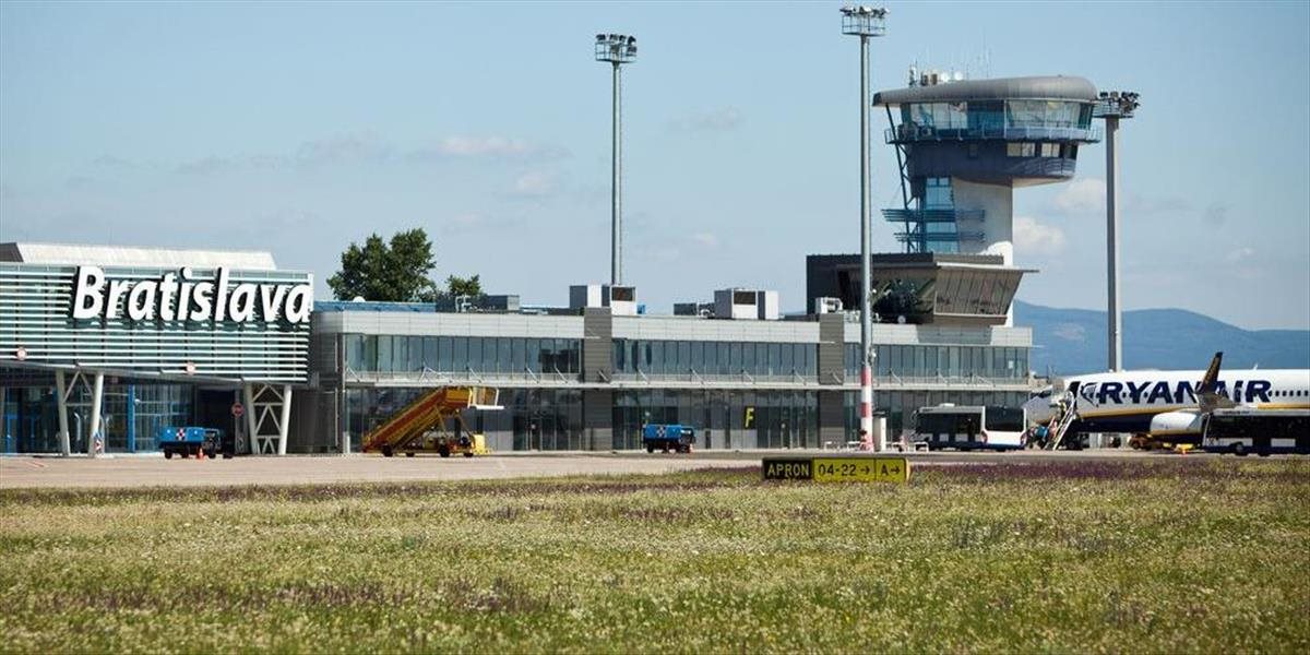 Letisko Bratislava čaká takmer dvetisíc dovolenkových letov, najviac do tureckej Antalye