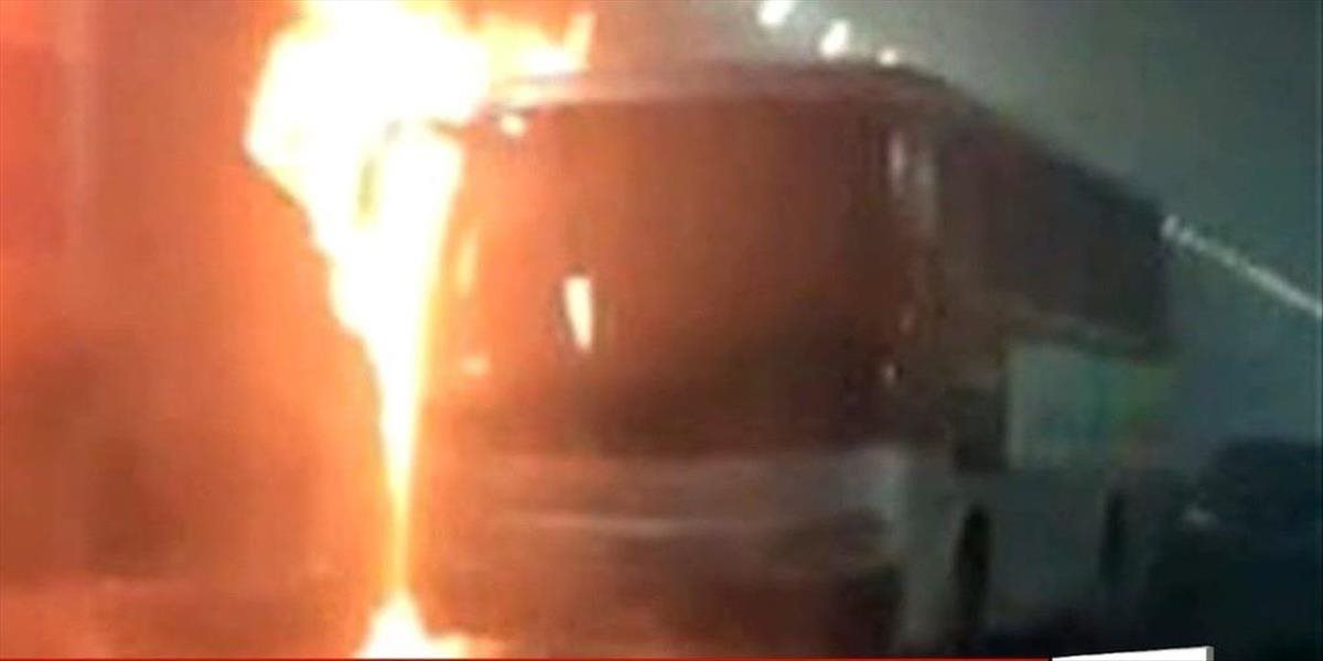 Požiar autobusu, pri ktorom zahynulo 11 detí v Číne, zrejme založil úmyselne jeho vodič