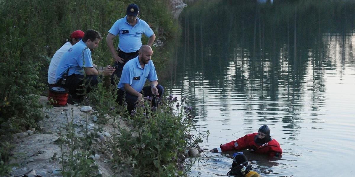 Polícia zisťuje totožnosť utopeného muža, telo našli vo Váhu 19. mája pri vodnom diele Selice