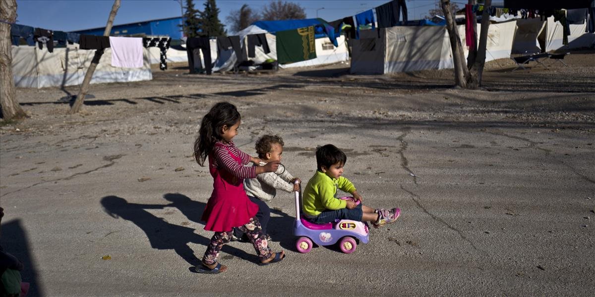 EÚ platí migrantom v Turecku za to, že ich deti chodia do školy