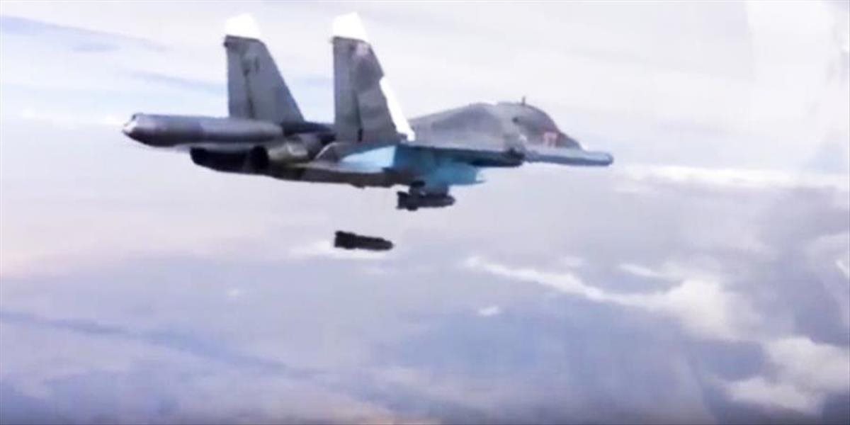 Sýrske bojové lietadlá bombardovali pozície džihádistov IS pri Rakke